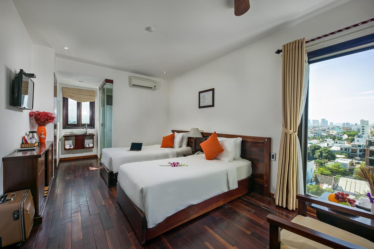 Sea Flower Hotel Da Nang Exterior photo