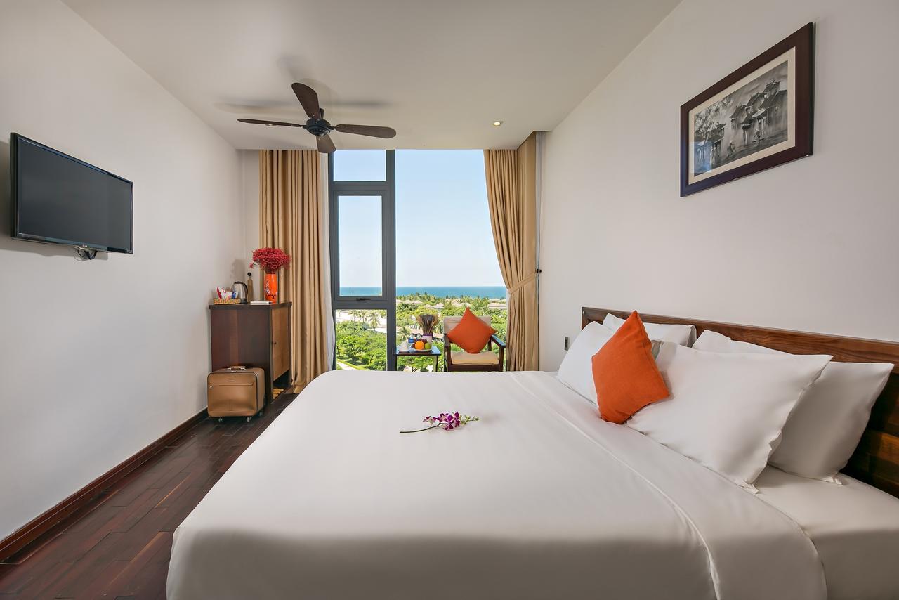 Sea Flower Hotel Da Nang Exterior photo